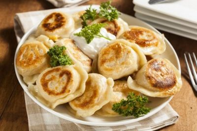 Món bánh Pierogies của Ba Lan rất nổi tiếng