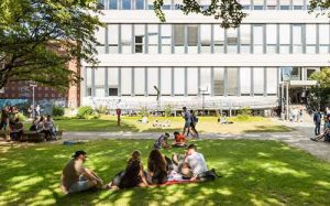 Đại học RWTH Aachen (trường Đại học công nghệ lớn nhất ở Đức).